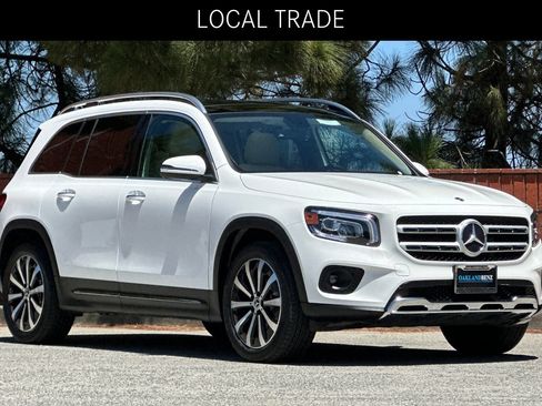 Certified 2023 Mercedes-Benz GLB 250 4MATIC image 2