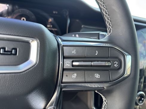 New 2026 GMC Acadia Denali w/ Super Cruise Package image 20