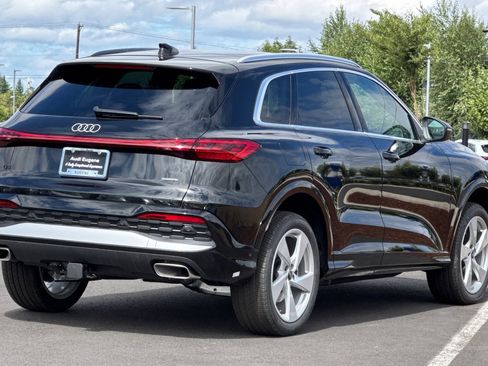 New 2025 Audi Q5 Premium Plus image 3