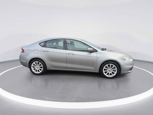 Used 2016 Dodge Dart Limited FWD image 9