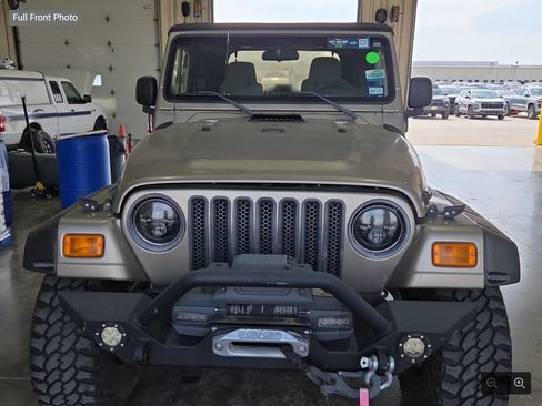 Used 2005 Jeep Wrangler X AWD/4WD image 5