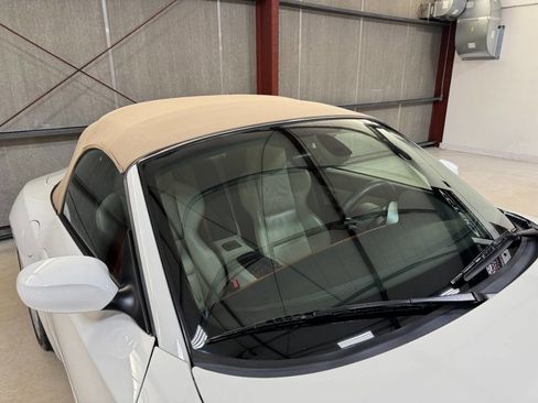 Used 2006 BMW M Roadster image 31