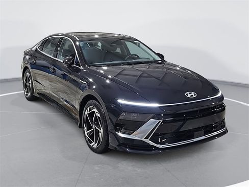 New 2026 Hyundai Sonata SEL image 3