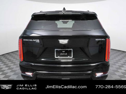 Certified 2026 Cadillac Escalade IQ Sport 2 AWD/4WD image 33