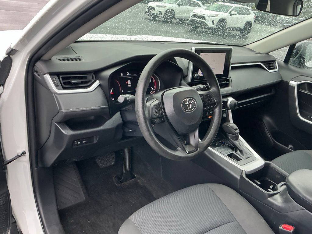Certified 2023 Toyota RAV4 LE AWD/4WD image 18