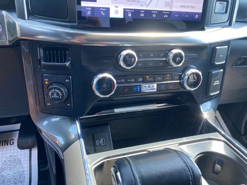 Used 2023 Ford F150 Lariat AWD/4WD image 19