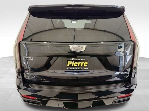 Used 2023 Cadillac Escalade Sport image 3