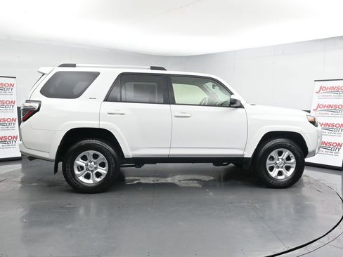 Used 2024 Toyota 4Runner SR5 image 9