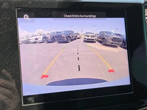 Used 2024 Jeep Grand Cherokee L Altitude RWD image 24