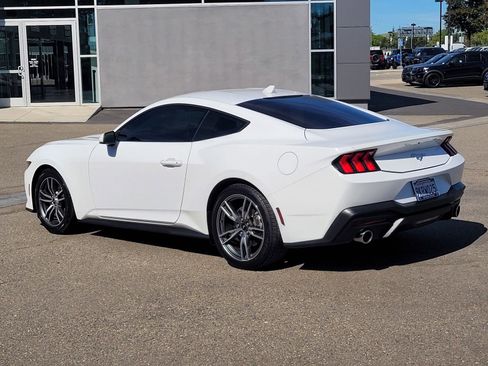 Used 2024 Ford Mustang Coupe RWD image 6