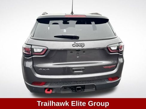 Used 2024 Jeep Compass Trailhawk w/ Trailhawk Elite Group image 4