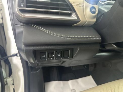 Used 2020 Subaru Outback Limited AWD/4WD image 13