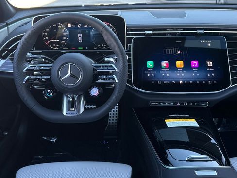New 2026 Mercedes-Benz E 53 AMG e 4MATIC Sedan image 24