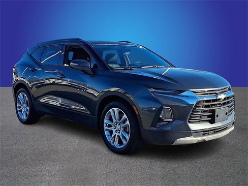 Used 2019 Chevrolet Blazer LT w/ Sun and Wheels Package image 3