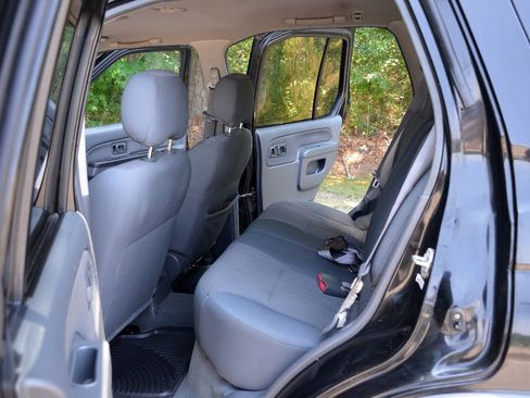 Used 2004 Nissan Xterra XE RWD image 10