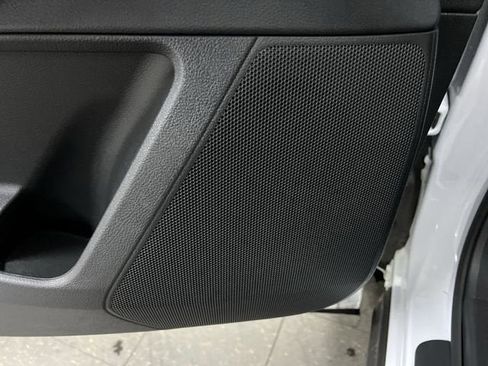 Used 2025 Nissan Pathfinder Platinum AWD/4WD image 25