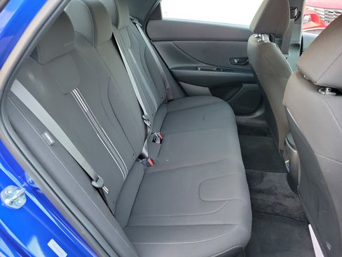 Certified 2025 Hyundai Elantra Sport w/ Cargo Package image 21