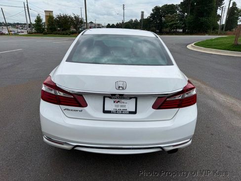 Used 2016 Honda Accord LX image 6