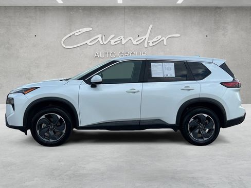 Certified 2024 Nissan Rogue SV image 13