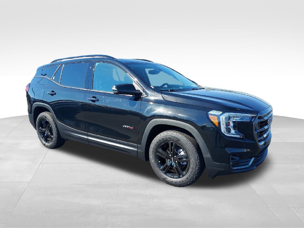 Used 2024 GMC Terrain AT4 w/ Tech Package AWD/4WD image 7