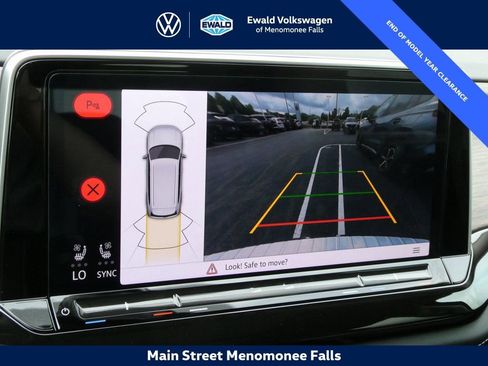 Certified 2025 Volkswagen Atlas SEL image 8