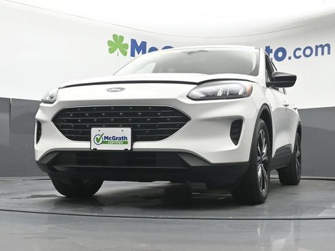 Used 2022 Ford Escape SE w/ SE Sport Appearance Package FWD image 7