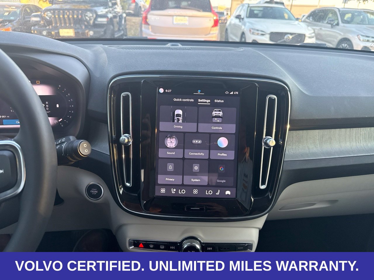Certified 2024 Volvo XC40 B5 Ultimate w/ Protection Package Premier AWD/4WD image 36