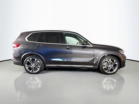 Certified 2023 BMW X5 sDrive40i w/ Premium Package image 8