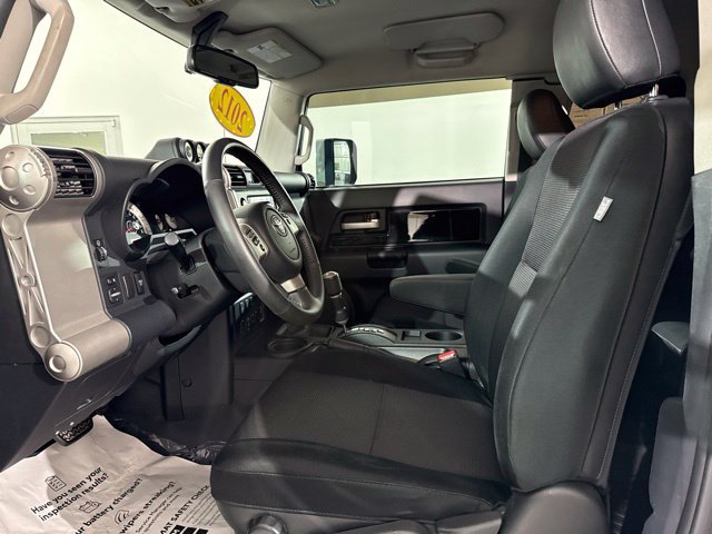 Used 2012 Toyota FJ Cruiser 4WD w/ Upgrade Pkg image 16