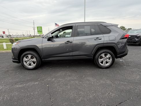 Used 2025 Toyota RAV4 XLE w/ Convenience Package AWD/4WD image 6