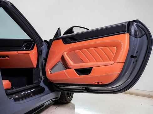 Certified 2025 Porsche 911 Carrera GTS image 17