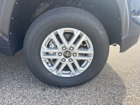 New 2026 Toyota Tundra SR5 AWD/4WD image 20