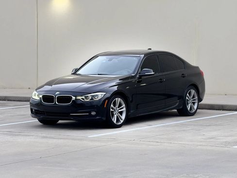 Used 2016 BMW 328i Sedan RWD image 3
