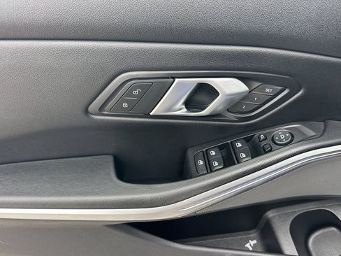 Used 2025 BMW M340i RWD image 10
