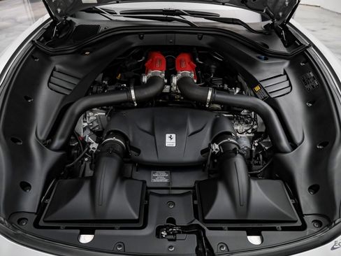 Used 2016 Ferrari California T image 74