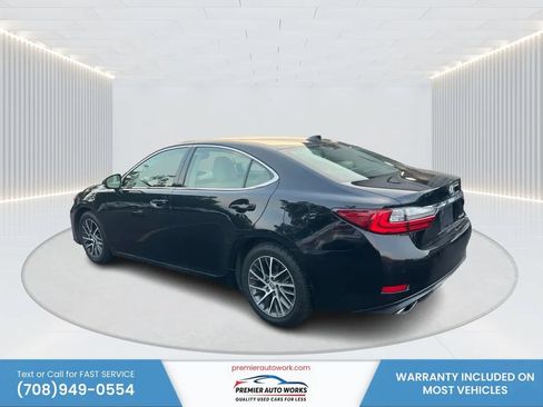Used 2017 Lexus ES 350 w/ Luxury Package FWD image 7