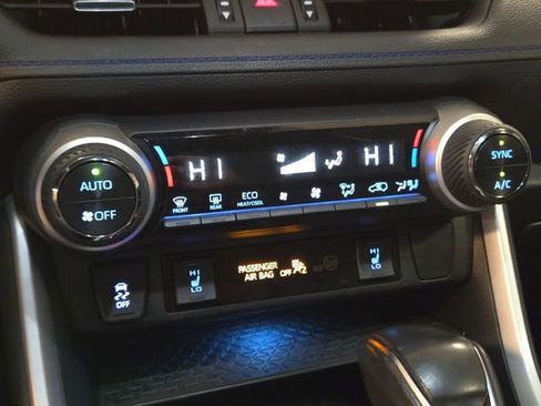 Used 2021 Toyota RAV4 XSE w/ XSE Grade Weather Package image 18