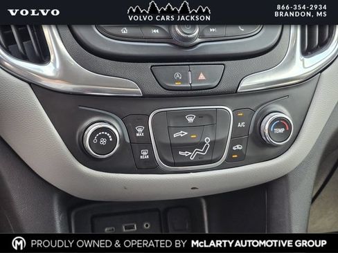 Used 2022 Chevrolet Equinox LS w/ LPO, Floor Liner Package FWD image 21