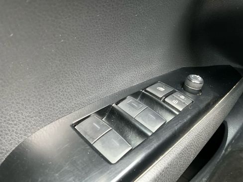Used 2025 Toyota Camry Hybrid FWD image 20
