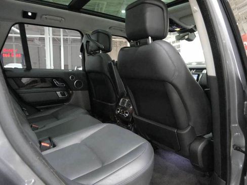 Used 2018 Land Rover Range Rover Supercharged AWD/4WD image 28