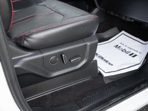 Used 2021 Ford Expedition Max Limited image 50