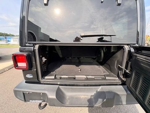 Used 2022 Jeep Wrangler Unlimited Sport w/ Sun And Sound Package AWD/4WD image 28