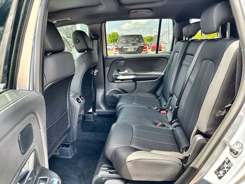 New 2026 Mercedes-Benz GLB 250 image 4