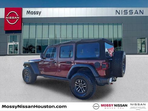 Used 2022 Jeep Wrangler Unlimited Rubicon w/ LED Lighting Group image 5