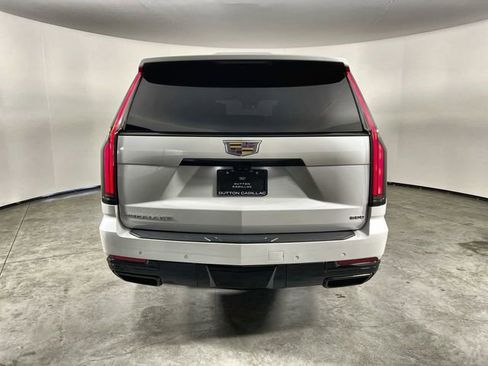 Used 2025 Cadillac Escalade ESV Sport Platinum image 7
