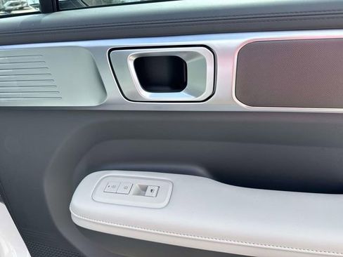 New 2026 Hyundai Santa Fe SEL FWD image 18
