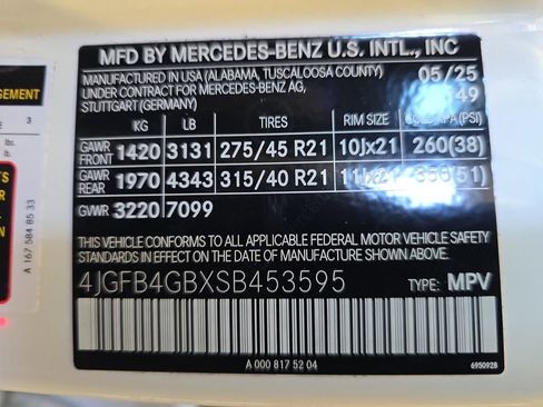Certified 2025 Mercedes-Benz GLE 450e 4MATIC image 40