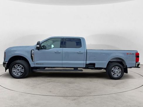 Certified 2025 Ford F350 Lariat w/ FX4 Off-Road Package image 2