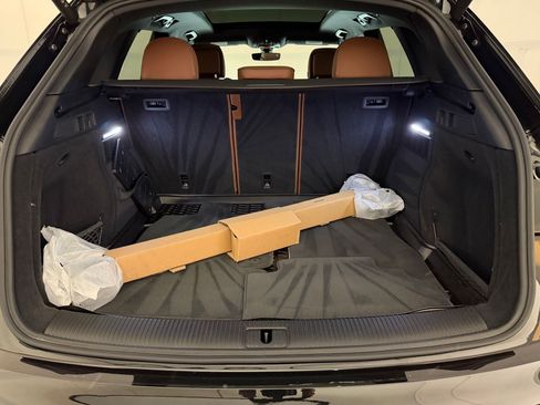 Used 2025 Audi Q5 2.0T Premium w/ Convenience Plus Package image 29