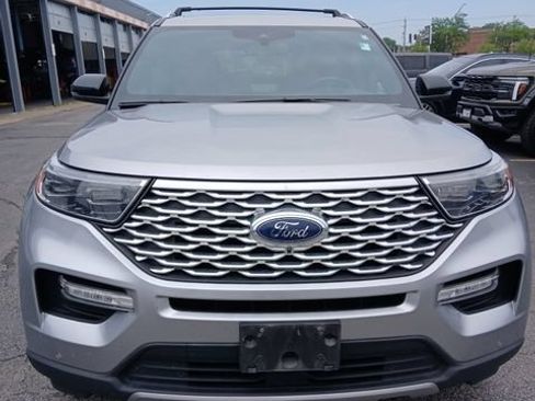 Used 2020 Ford Explorer Platinum w/ Premium Technology Package AWD/4WD image 7